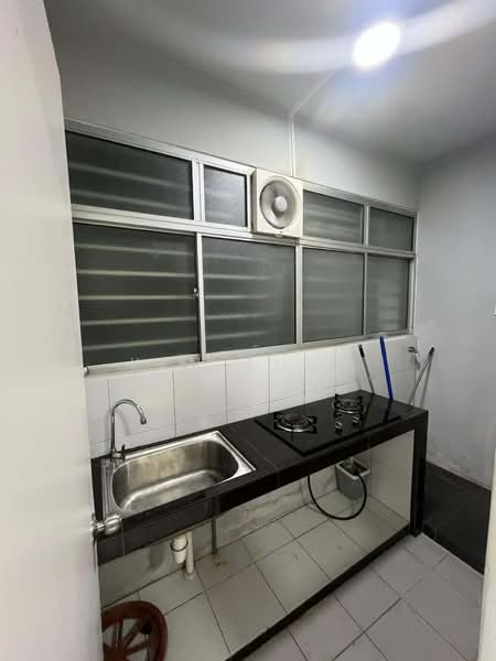 Apartment for Rent at Jalilmas - Ken Fung - Kitchen - PropertyGuru.com.my