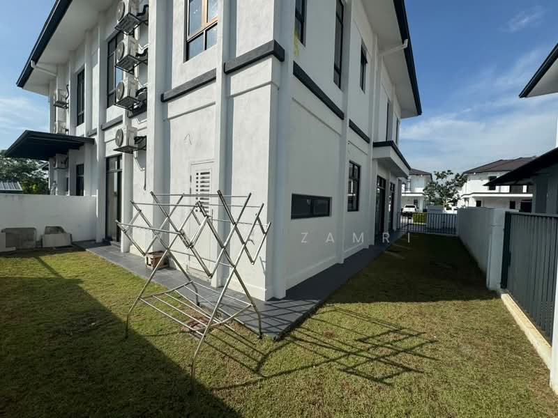Semi-Detached House for Sale in Kuala Selangor (Selangor) - Syafiq Zamri - Exterior - PropertyGuru.com.my