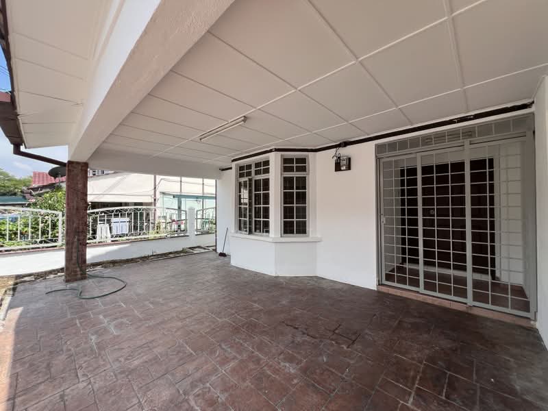 Rumah Teres 2-Tingkat untuk Dijual di Bukit Rahman Putra (Sungai Buloh) - Steve Tok - Exterior - PropertyGuru.com.my