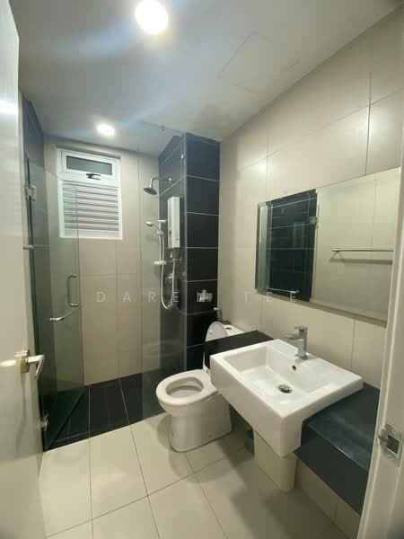 Servis Apartment untuk Disewa di Tropez Residences - Daren Tee - Bathroom - PropertyGuru.com.my