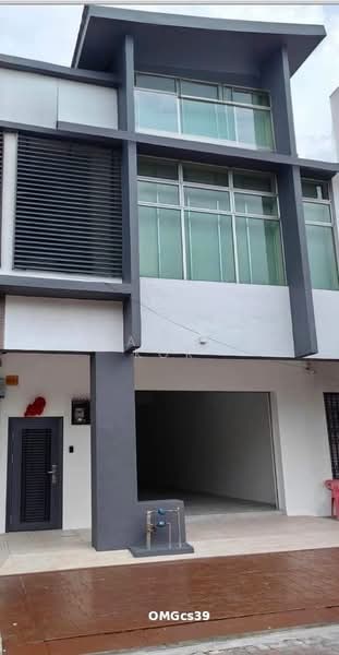 Shop for Sale in Bandar Bukit Raja (Klang) - Daniel Kok - Exterior - PropertyGuru.com.my