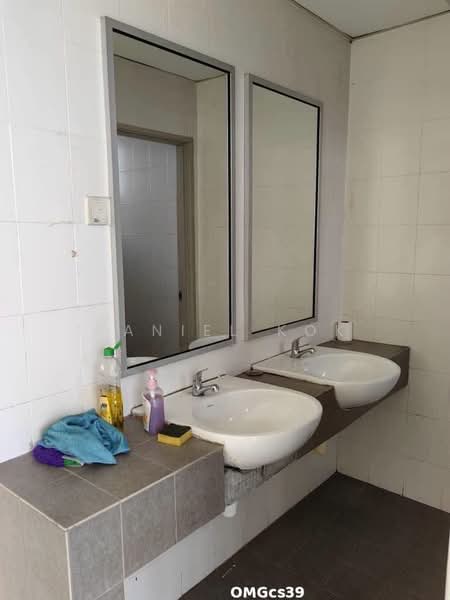 Shop for Sale in Bandar Bukit Raja (Klang) - Daniel Kok - Bathroom - PropertyGuru.com.my