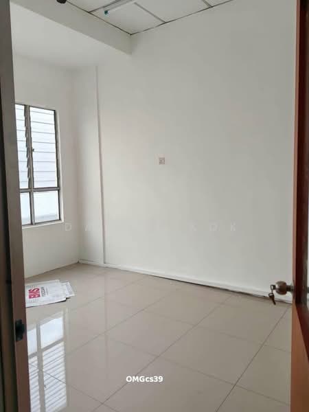 Shop for Sale in Bandar Bukit Raja (Klang) - Daniel Kok - Interior - PropertyGuru.com.my