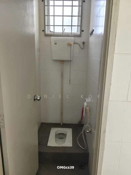 Shop for Sale in Bandar Bukit Raja (Klang) - Daniel Kok - Bathroom - PropertyGuru.com.my