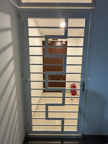 Kondominium untuk Dijual di Lake Point Residence - Johnny Leong - Entrance - PropertyGuru.com.my