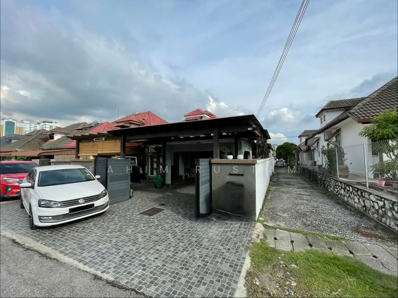 Rumah Teres untuk Dijual di Usj 2 (Subang Jaya) - Fahim Rustam - Exterior - PropertyGuru.com.my