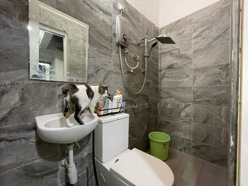 Rumah Teres untuk Dijual di Usj 2 (Subang Jaya) - Fahim Rustam - Bathroom - PropertyGuru.com.my