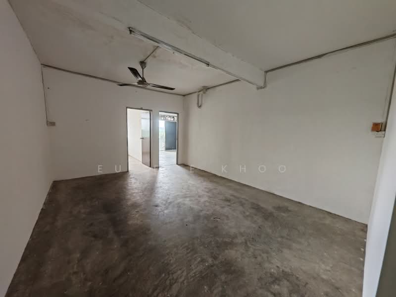 Kedai / Pejabat untuk Disewa di Taman Senai Utama (Kulai) - Eugene Khoo - PropertyGuru.com.my
