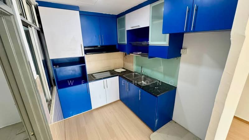 Apartment for Sale at Lake View Suites - Wei KeHong - PropertyGuru.com.my