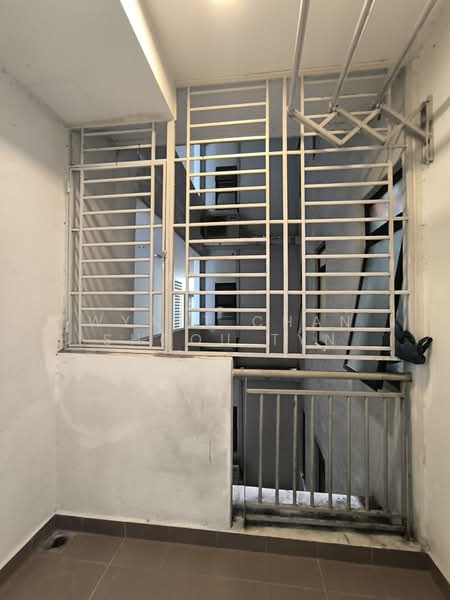 Apartment for Rent at Austin Regency (Pangsapuri Austin Perdana) - Wyatt Chan Shoou Tyn - Corridor - PropertyGuru.com.my