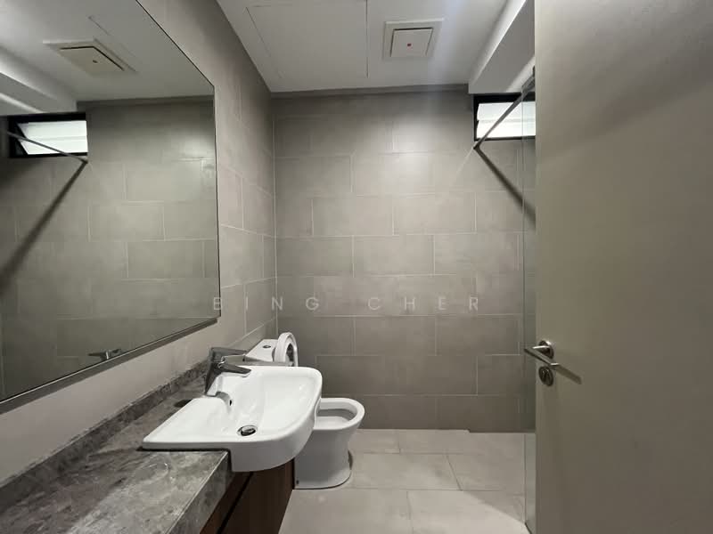 Kondominium untuk Disewa di Residensi Astrea - Bing Cher - Bathroom - PropertyGuru.com.my