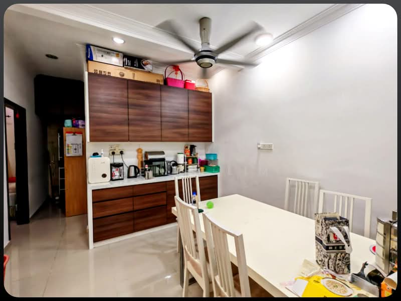 1-storey Terraced House for Sale in Taman Cheras (Cheras) - Henry Lim - Dining Room - PropertyGuru.com.my