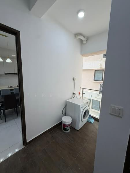 Condominium for Rent at Bay Point @ Country Garden Danga Bay - Terence Eo - Balcony - PropertyGuru.com.my