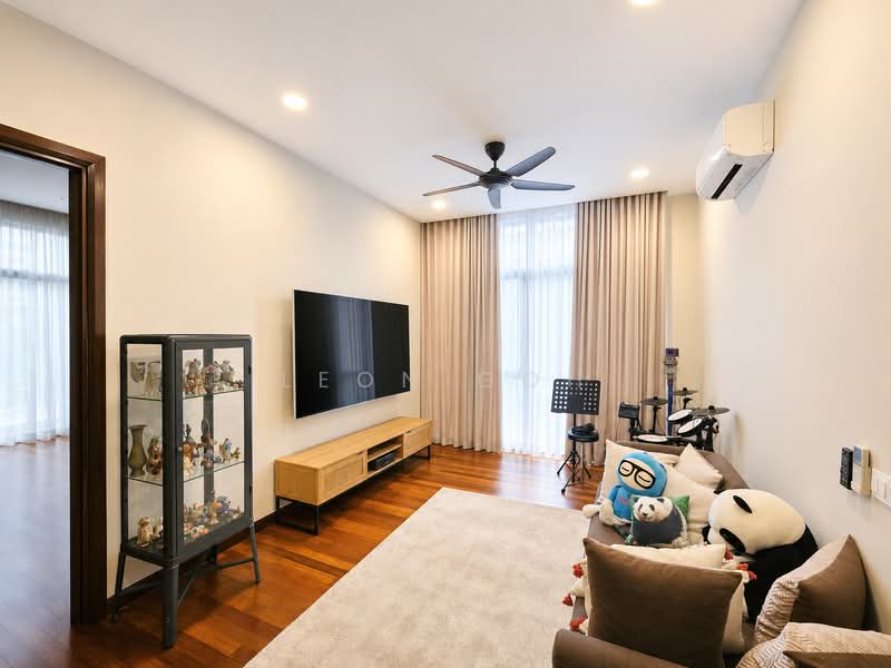 Rumah Berkembar untuk Dijual di Eco Sanctuary (Telok Panglima Garang) - Leon Goh - Living Room - PropertyGuru.com.my