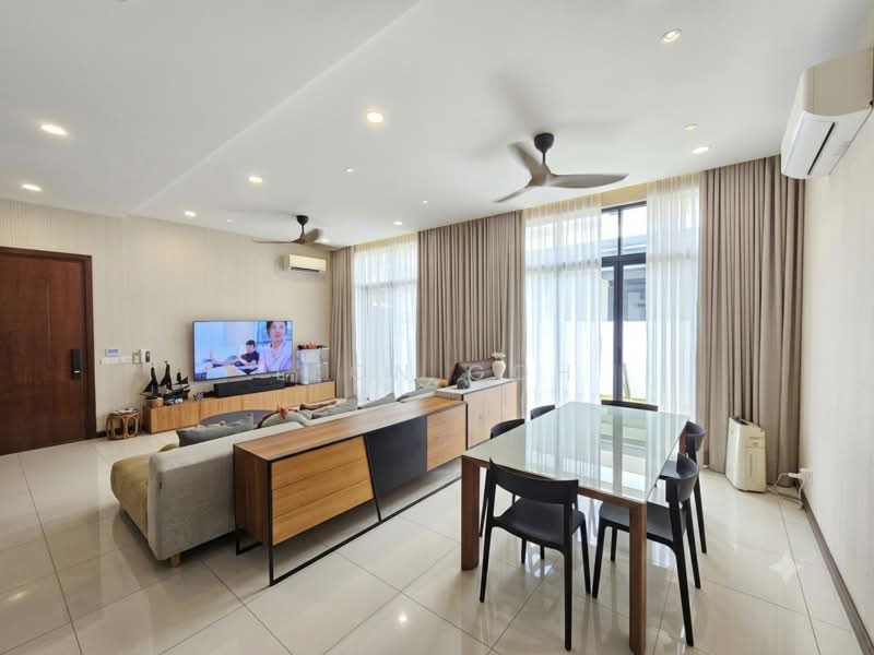 Rumah Berkembar untuk Dijual di Eco Sanctuary (Telok Panglima Garang) - Leon Goh - Living Room - PropertyGuru.com.my