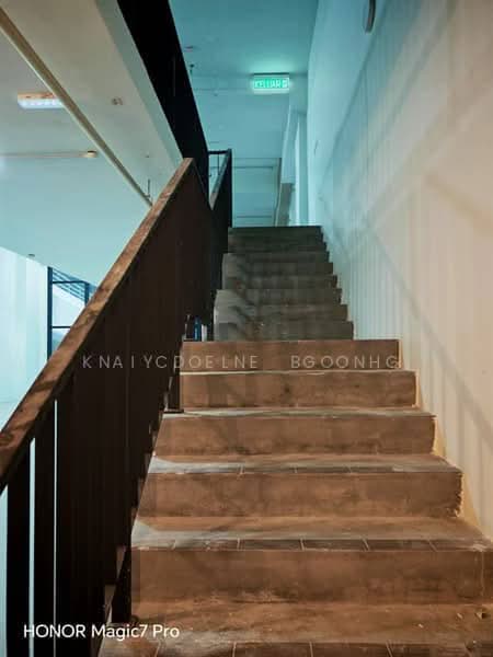 Shop / Office untuk Disewa di Taman Sains Selangor (Kota Damansara) - Nicole Goh - Corridor - PropertyGuru.com.my