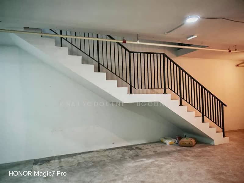 Shop / Office untuk Disewa di Taman Sains Selangor (Kota Damansara) - Nicole Goh - Interior - PropertyGuru.com.my
