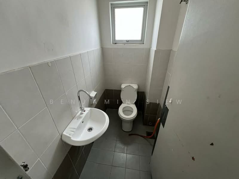 Shop / Office for Rent in Bangi (Selangor) - Benjamin Siew - Bathroom - PropertyGuru.com.my