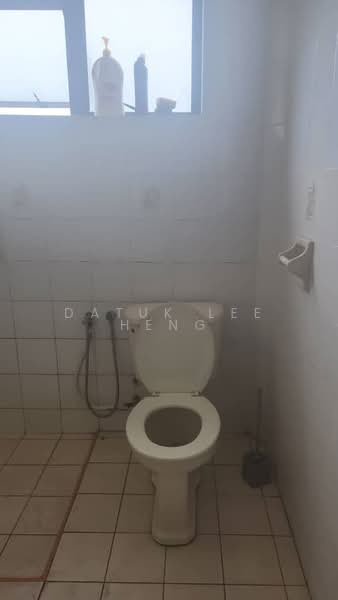 Kondominium untuk Disewa di Mahkota Wira - Datuk Lee Heng - Bathroom - PropertyGuru.com.my