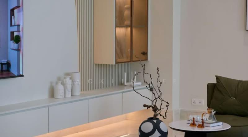 Kondominium untuk Dijual di Gallery @ U-Thant - Dacklin Lee - Living Room - PropertyGuru.com.my