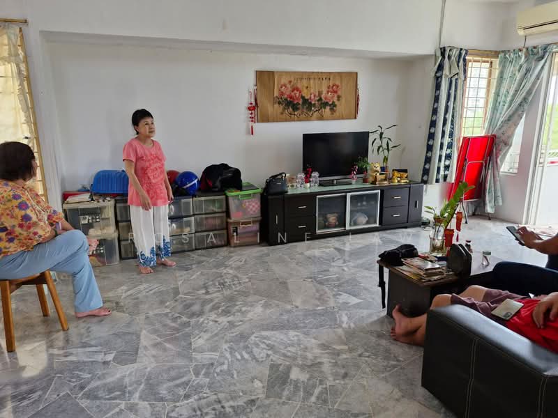 Condominium for Sale at Vista Perdana - Rosaline Law - Living Room - PropertyGuru.com.my