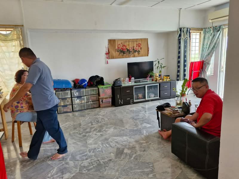 Condominium for Sale at Vista Perdana - Rosaline Law - Living Room - PropertyGuru.com.my