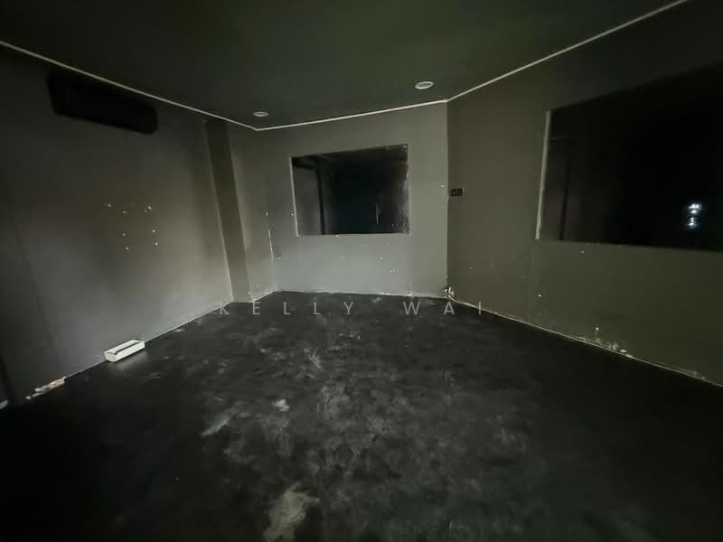 Retail Space for Sale in Taman Johor Jaya (Johor Bahru) - Kelly Wai - Interior - PropertyGuru.com.my
