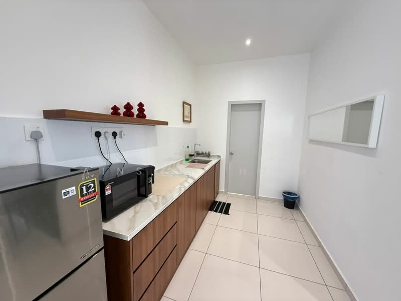 Service Residence for Sale at The Horizon - Ainsley Thong - Kitchen - PropertyGuru.com.my