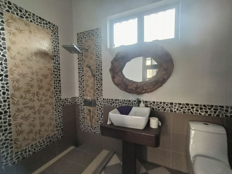 Bungalow for Sale in Ayer Keroh (Melaka) - King Song - PropertyGuru.com.my