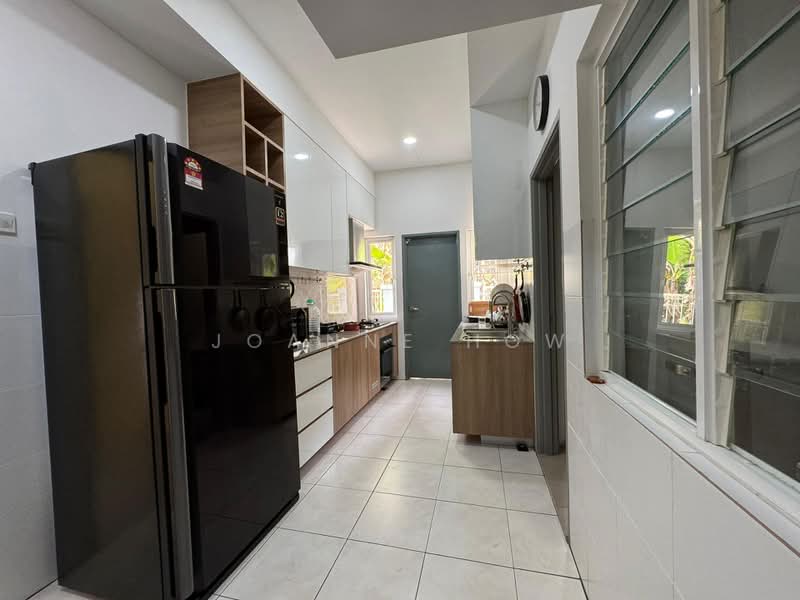 Rumah Berkembar untuk Disewa di Tiara Melaka Golf & Country Club (Ayer Keroh) - Joanne How - Kitchen - PropertyGuru.com.my
