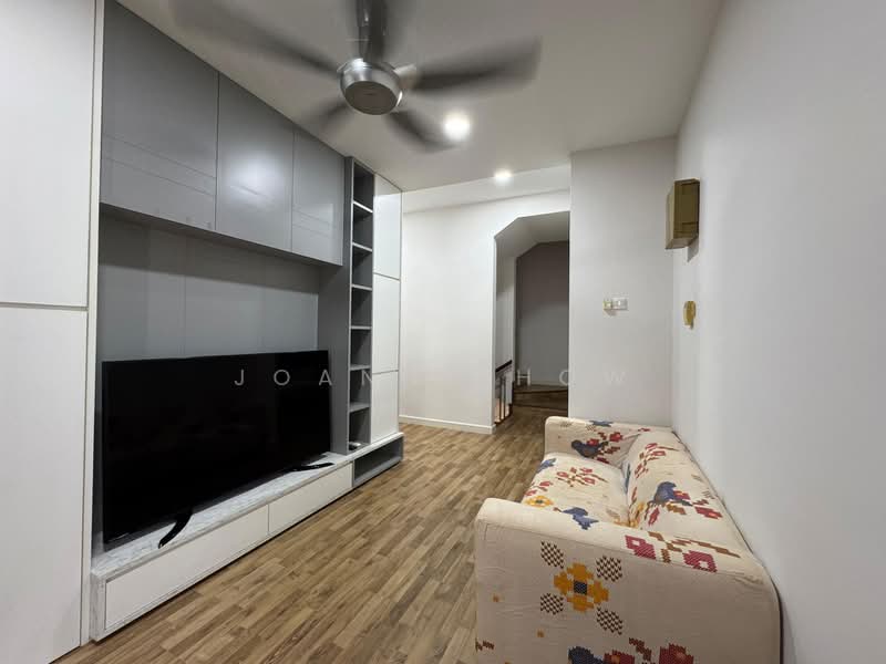 Rumah Berkembar untuk Disewa di Tiara Melaka Golf & Country Club (Ayer Keroh) - Joanne How - Living Room - PropertyGuru.com.my