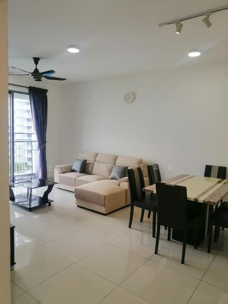 Servis Apartment untuk Dijual di Teega Suites - Elaine Tan - Living Room - PropertyGuru.com.my