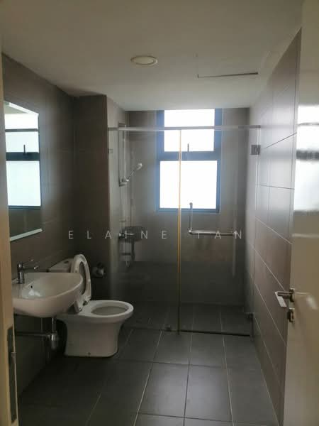 Servis Apartment untuk Dijual di Teega Suites - Elaine Tan - Bathroom - PropertyGuru.com.my
