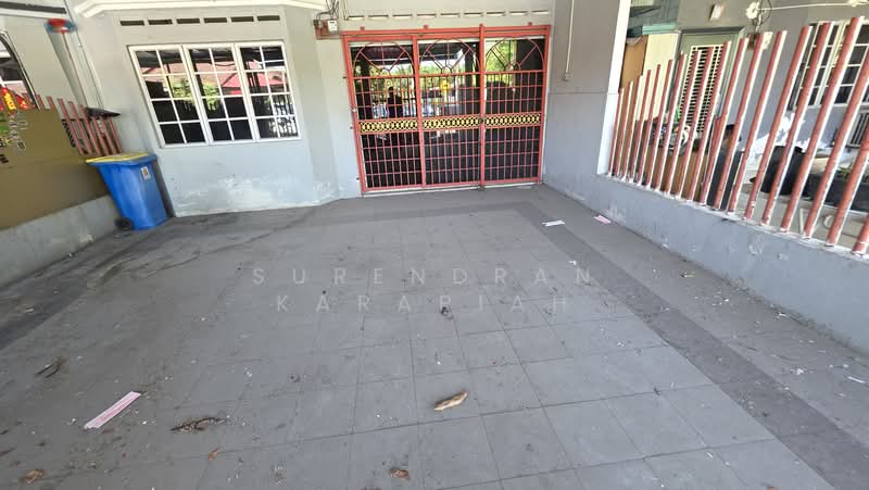 1-storey Terraced House for Sale in Taman Telok (Telok Panglima Garang) - Surendran Karapiah - Exterior - PropertyGuru.com.my