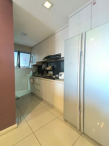 Condominium for Sale at Senibong Cove - The WaterEdge Residences - Jaslyn Tan - Kitchen - PropertyGuru.com.my