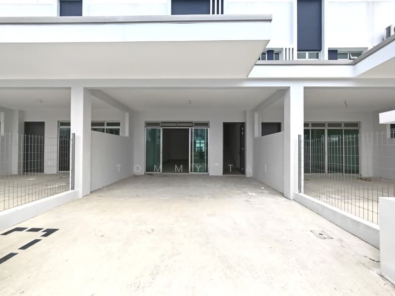 2-storey Terraced House for Sale in Bandar Dato Onn (Tebrau) - Tommy Tai - Exterior - PropertyGuru.com.my