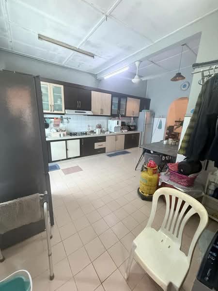 Rumah Teres 1 Tingkat untuk Dijual di Taman Suria (Johor Bahru) - Jeff Ang - Kitchen - PropertyGuru.com.my