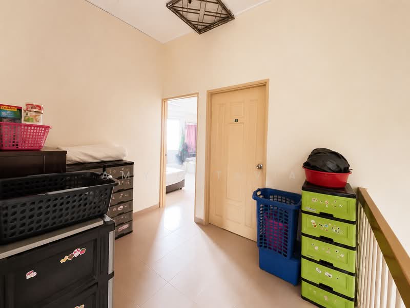 Rumah Teres 2 Tingkat untuk Dijual di Seksyen 8 (Shah Alam) - Amy Oktavia - Interior - PropertyGuru.com.my