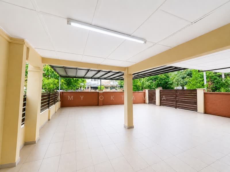 Rumah Teres 2 Tingkat untuk Dijual di Seksyen 8 (Shah Alam) - Amy Oktavia - Exterior - PropertyGuru.com.my