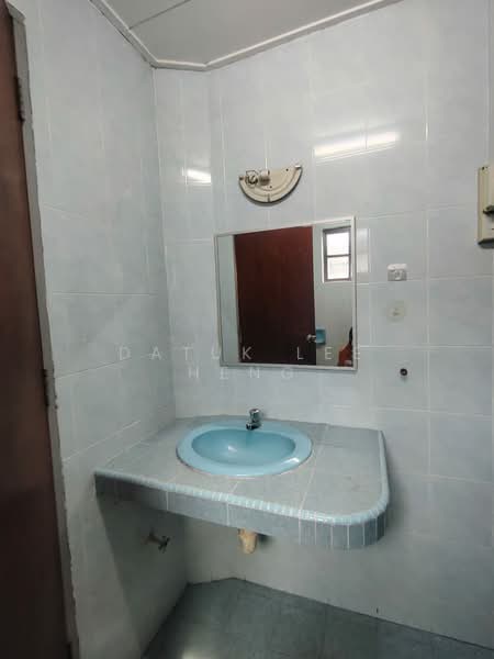 Kondominium untuk Disewa di Rayaria - Datuk Lee Heng - Bathroom - PropertyGuru.com.my