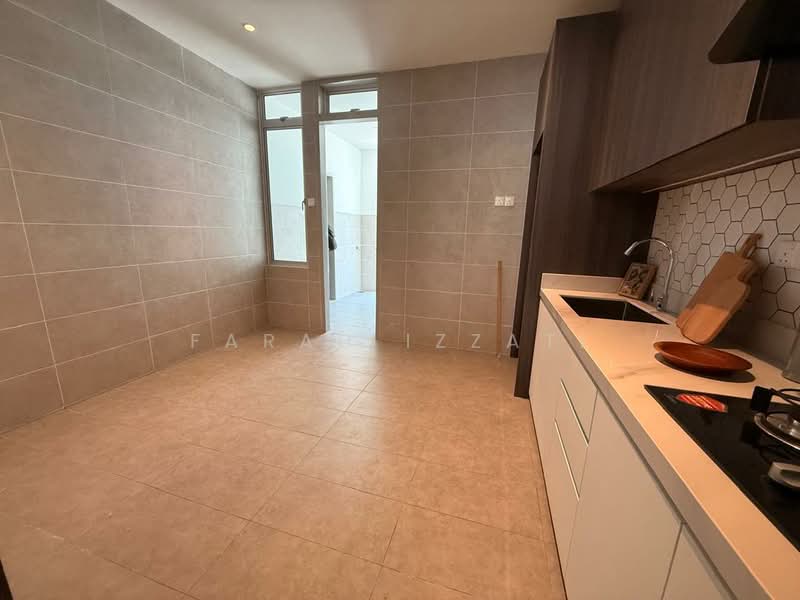 Rumah Teres 2 Tingkat untuk Dijual di Taman Sejati (Klang) - Farah Izzati - Kitchen - PropertyGuru.com.my