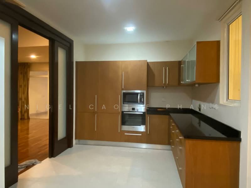 Condominium for Sale at Hijauan Kiara - Nigel Caoile Phang - Kitchen - PropertyGuru.com.my