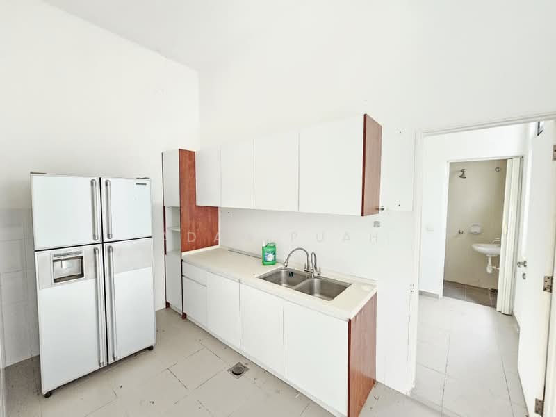 Zero-Lot Bungalow for Sale in Setia Ecohill (Semenyih) - Adam Puah - Kitchen - PropertyGuru.com.my