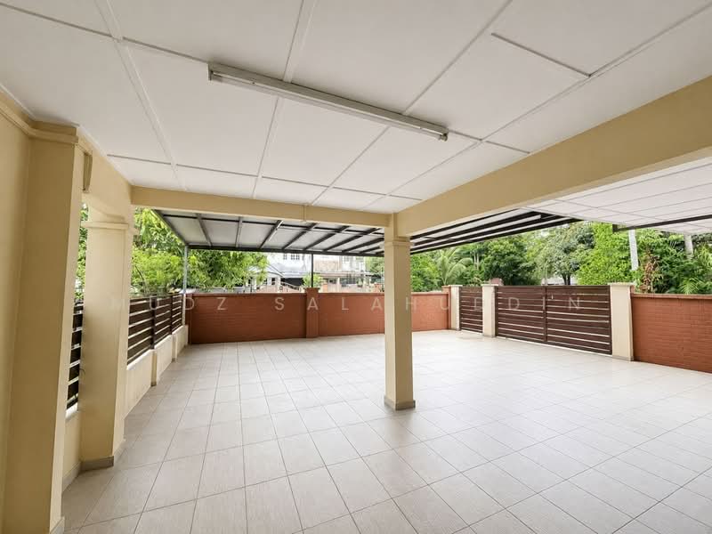 Rumah Teres 2 Tingkat untuk Dijual di Seksyen 8 (Shah Alam) - Mudz Salahuddin - Exterior - PropertyGuru.com.my