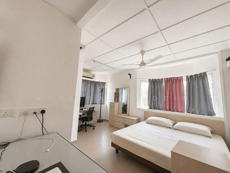 Rumah Teres 2 Tingkat untuk Dijual di Seksyen 8 (Shah Alam) - Mudz Salahuddin - Bedroom - PropertyGuru.com.my