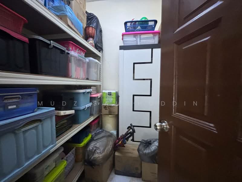 Rumah Teres 2 Tingkat untuk Dijual di Seksyen 8 (Shah Alam) - Mudz Salahuddin - Interior - PropertyGuru.com.my