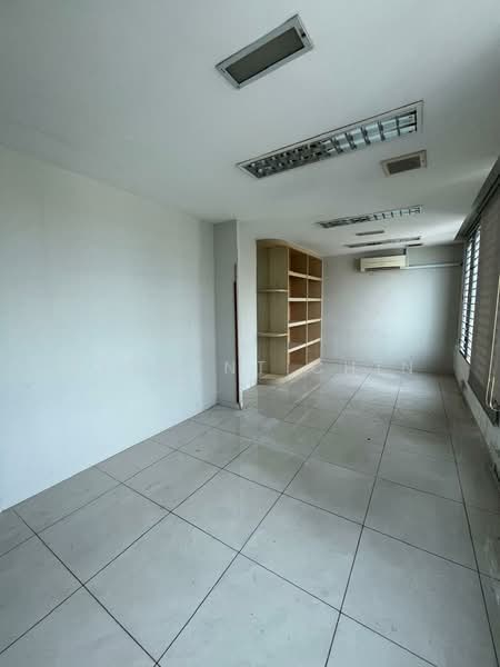 Kedai / Pejabat untuk Dijual di Taman Putra Damai (Ara Damansara) - Vincent Chin - Interior - PropertyGuru.com.my