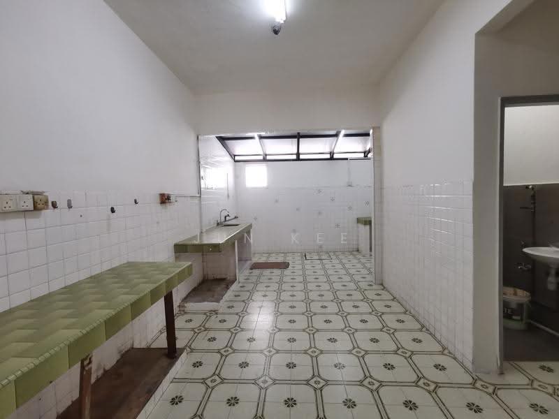 Rumah Teres 2-Tingkat untuk Dijual di Taman Overseas Union (Taman Oug) (Jalan Klang Lama (Old Klang Road)) - Jun Kee - Kitchen - PropertyGuru.com.my