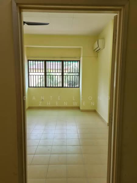 Rumah Teres 2 Tingkat untuk Dijual di Bandar Putra Permai (Seri Kembangan) - Dante Leong Zhenwen - Interior - PropertyGuru.com.my