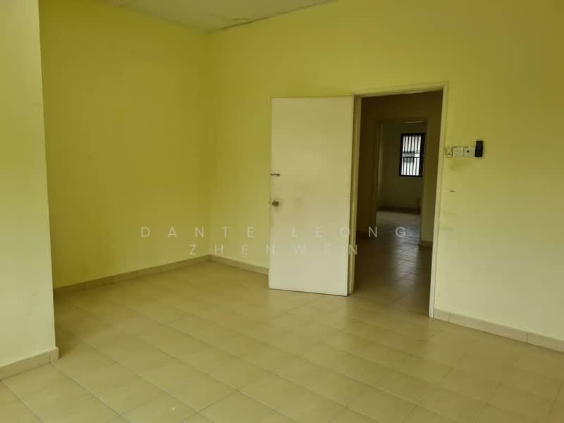 Rumah Teres 2 Tingkat untuk Dijual di Bandar Putra Permai (Seri Kembangan) - Dante Leong Zhenwen - Interior - PropertyGuru.com.my